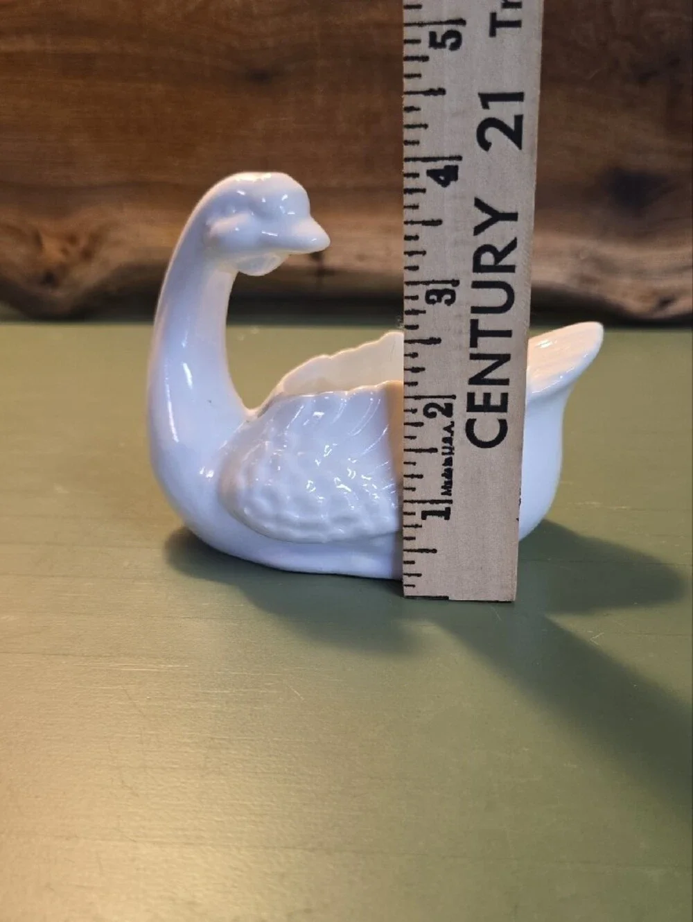 White Ceramic Swan Dish - Elegant Table Accent
